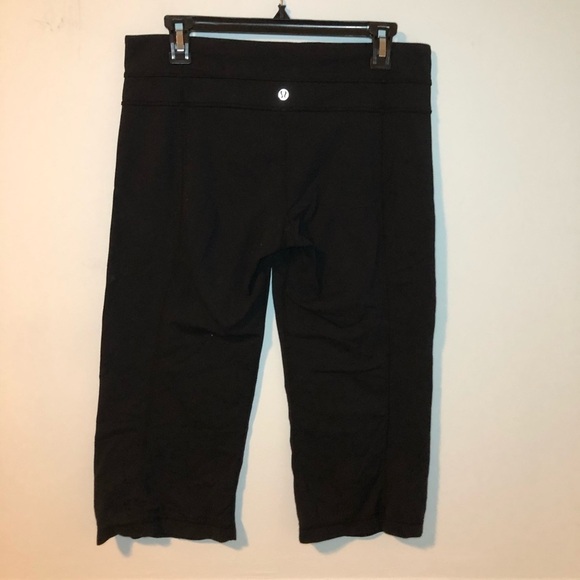 Lululemon Black Crop Capris Size 10 - Picture 3 of 9